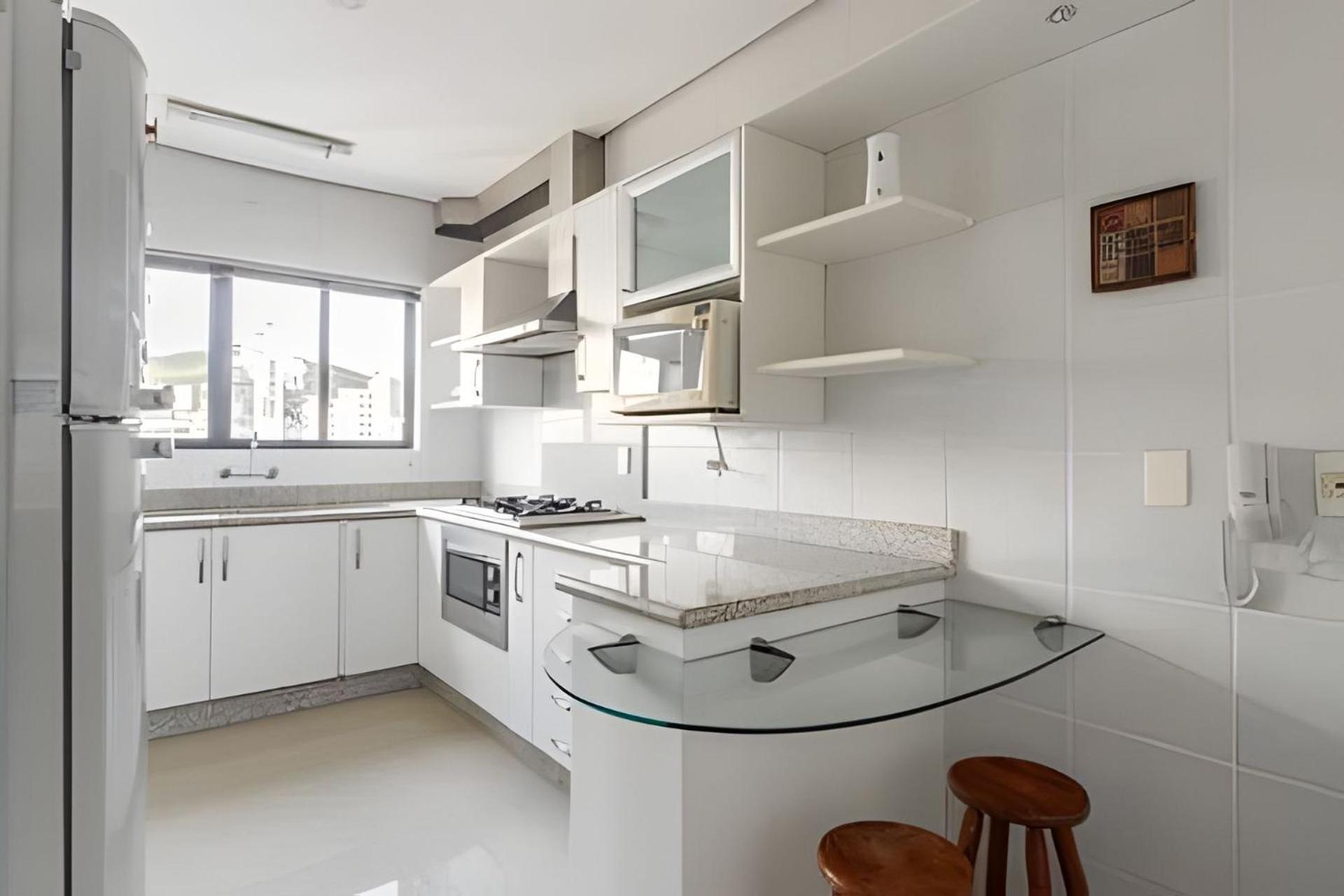 Apto Grande Na Regiao De Florianopolis. Apartamento *